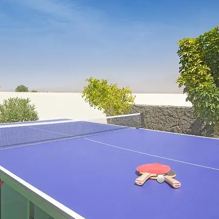 Willa Playa Blanca Sleeps 8 Pool Air Con Wifi